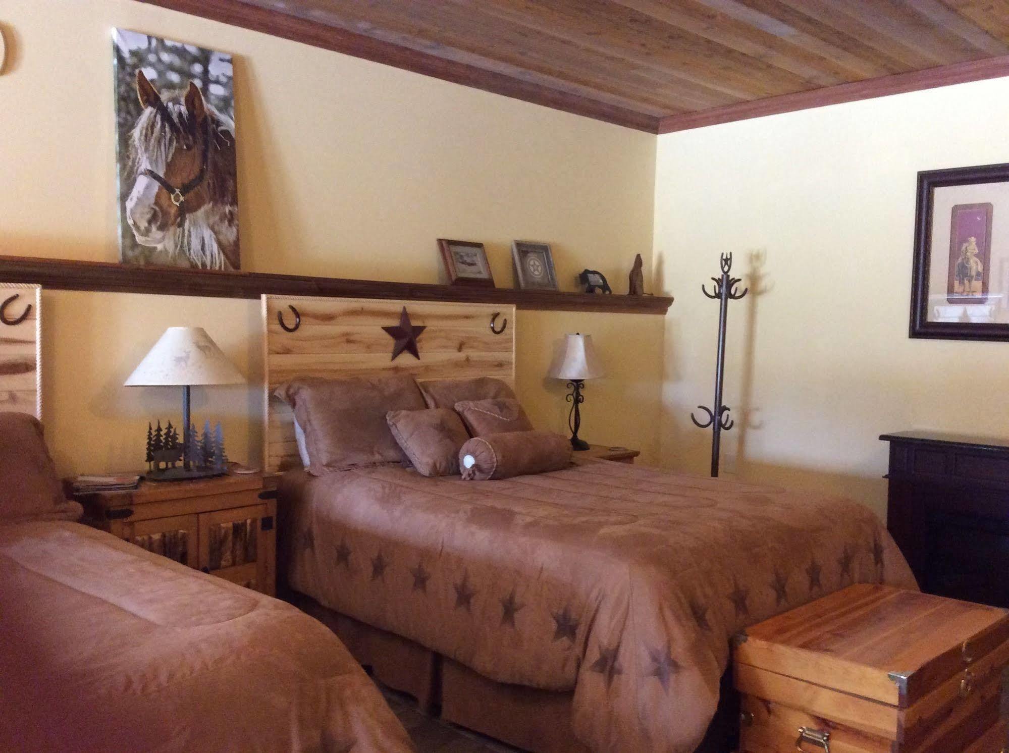 Elktrace Bed And Breakfast 파고사스프링스 외부 사진